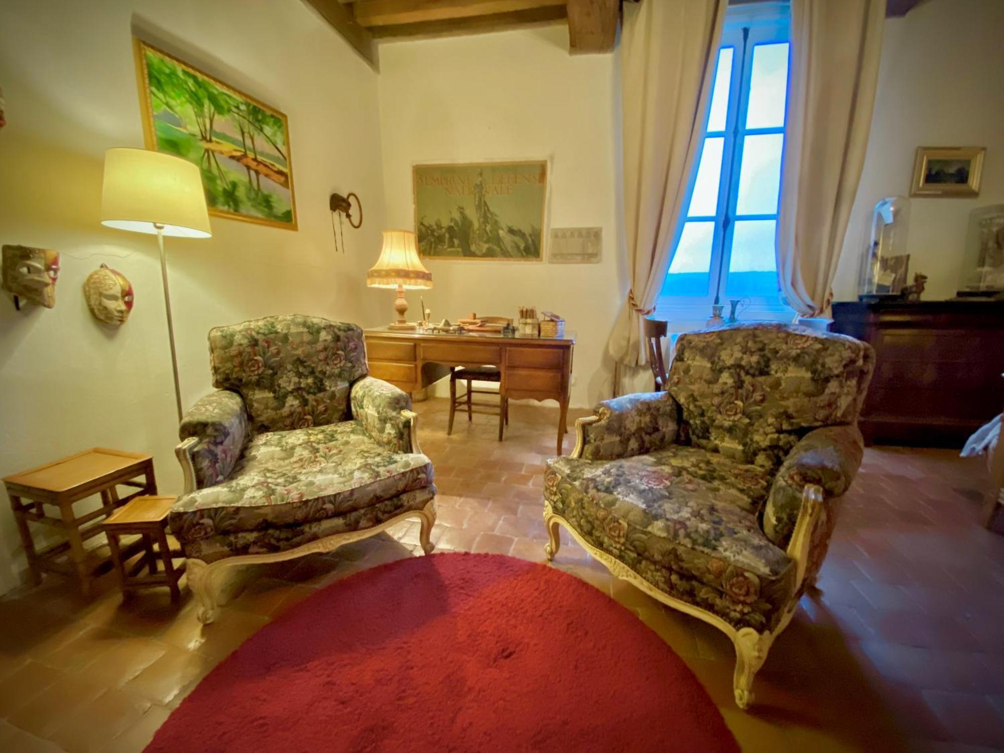 Maison De Noble Nicolas Avallon Luaran gambar